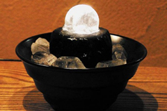 クリスタルファウンテン　UMO