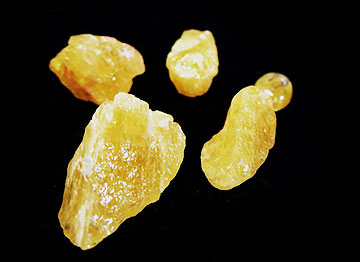 タンビュライト